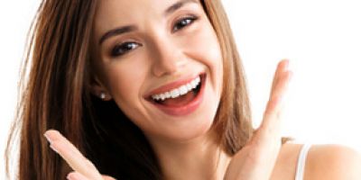 Zahnkosmetik: Bleaching, Veneers und Zahnschmuck