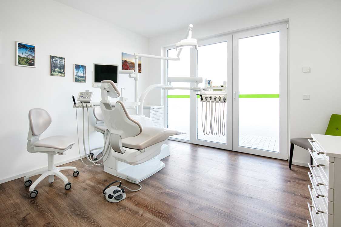 Zweiter Behandlungsraum der Zahnarztpraxis