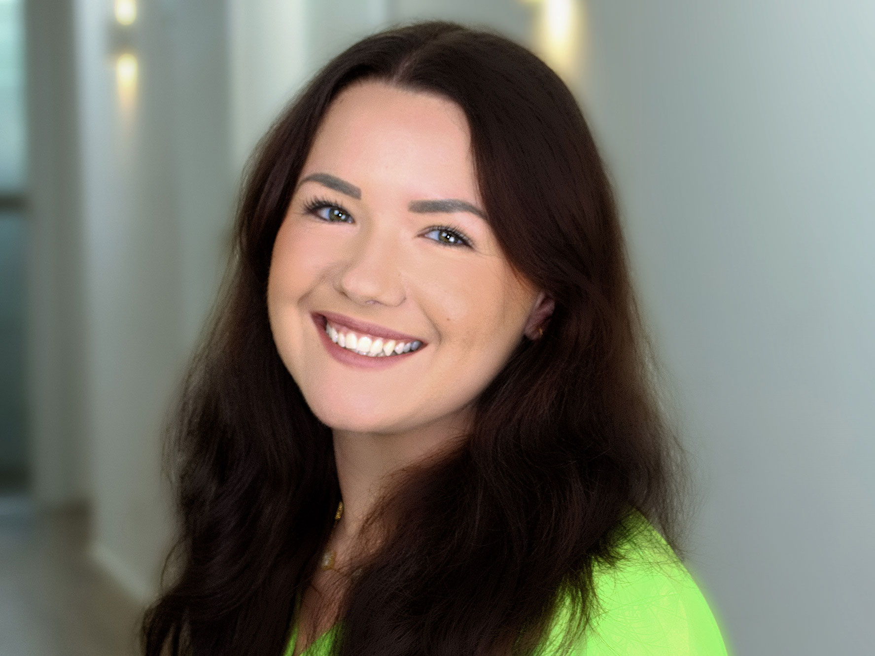 Lisa, Mitarbeiterin der Zahnarztpraxis Scheinpflug